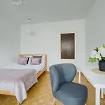 2 Bedroom Apt In Heart Of Zgoda 9 Tv70