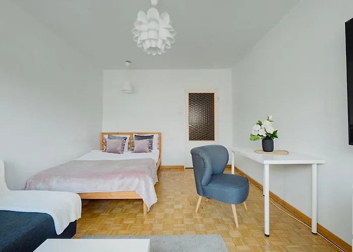 Daire 2 Bedroom Apt In Heart Of Zgoda 9 Tv70