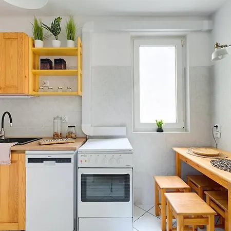 2 Bedroom Apt In Heart Of Zgoda 9 Tv70 Warsaw