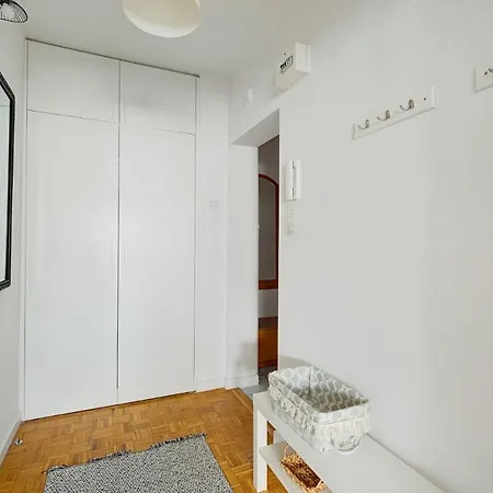 2 Bedroom Apt In Heart Of Zgoda 9 Tv70